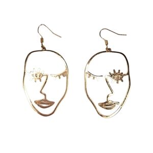 Gold Drop Earrings Artistic Wink, Gold